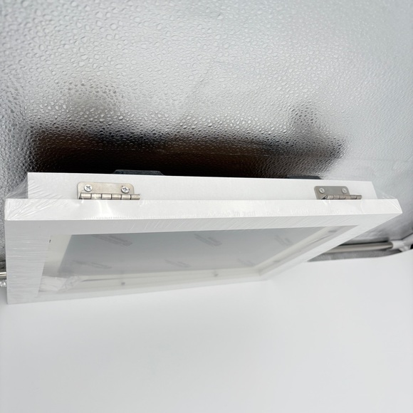 NWOT White Shadow Box Picture Frame With Hangers - Picture 3 of 4